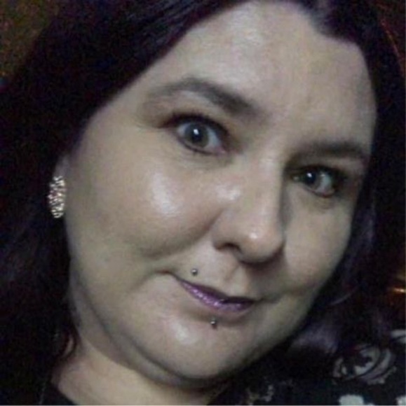 Meet your Posher, Sabrina - Picture 1 of 1